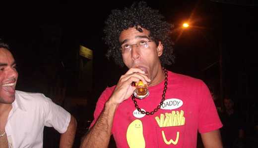 Dulcetti com Peruca Black Power Dulcetti com Peruca Black Power