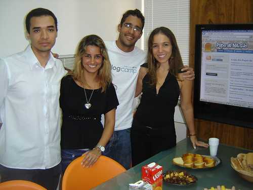 Galera no café da manhã