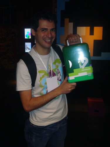 Fábio Seixas com a sua Geladeira